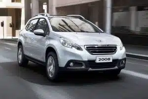 Comment démonter le phare d’une Peugeot 2008 ?